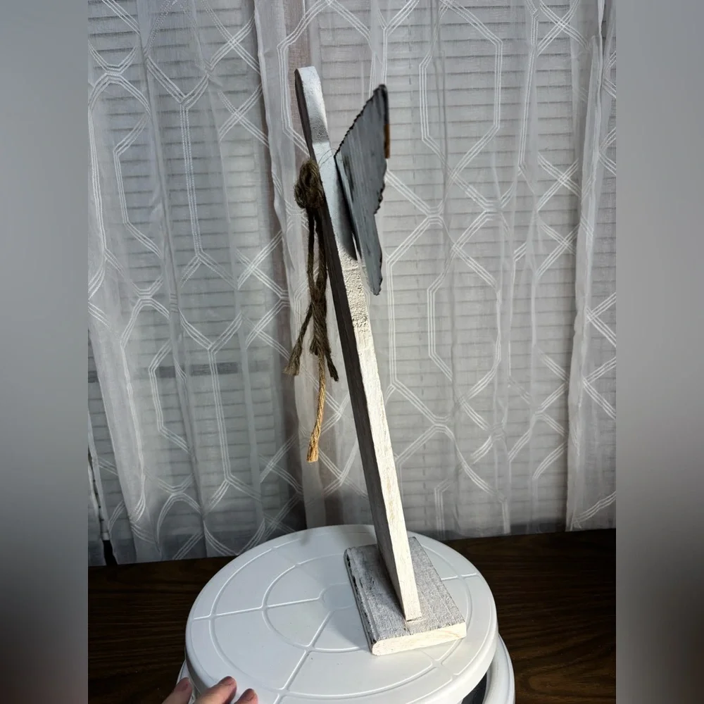 N/A rustic wooden